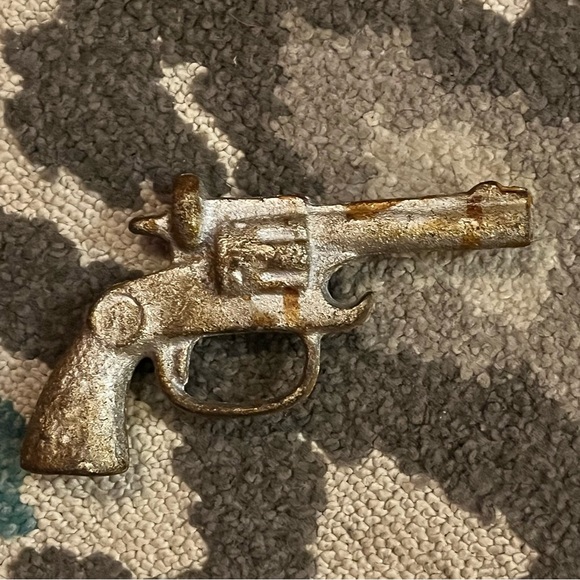 Vintage Other - Vintage Metal Gun Revolver Silver Tone Firearm Decor